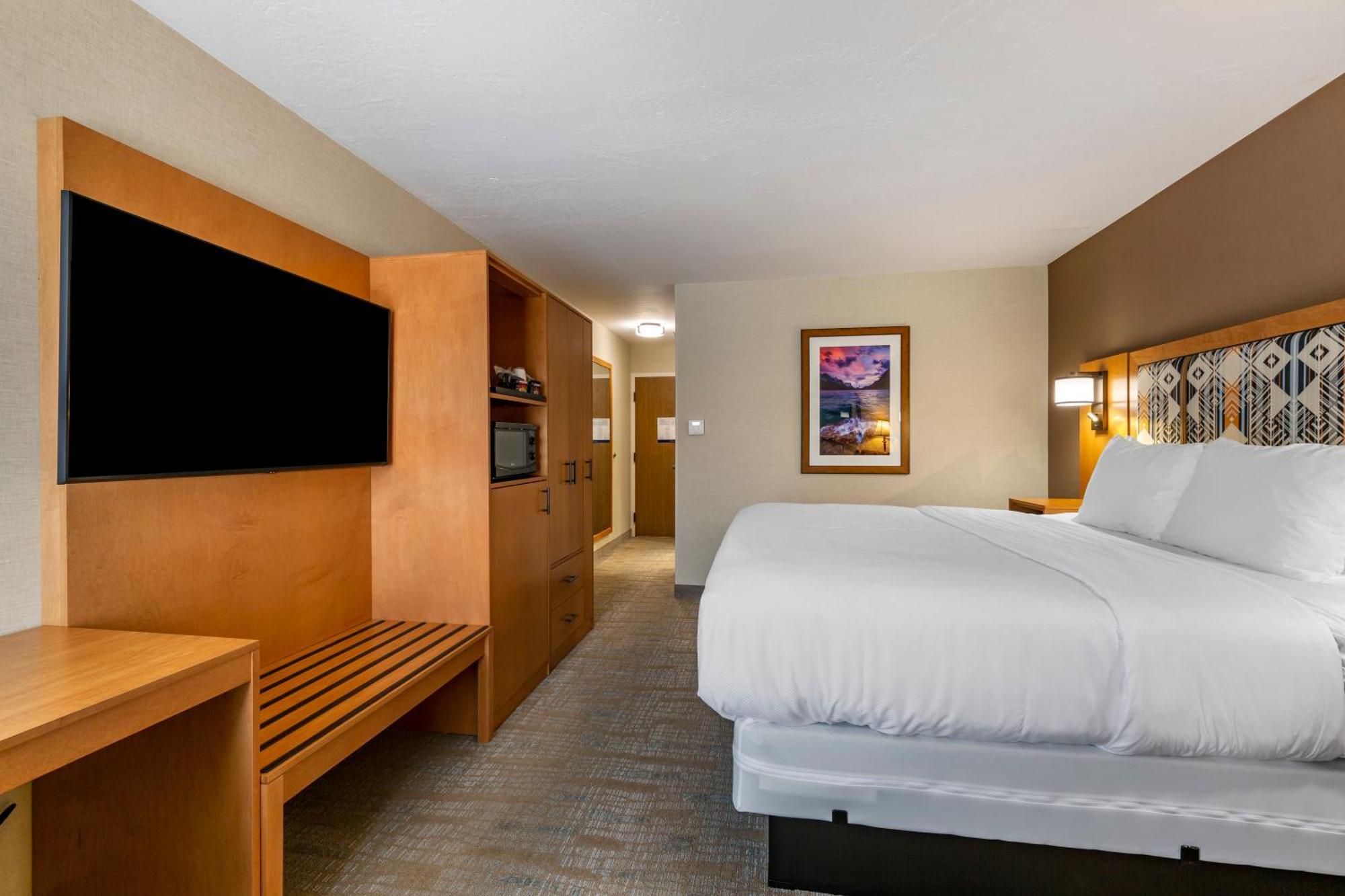מיסולה Comfort Inn מראה חיצוני תמונה